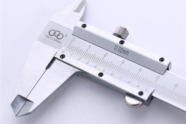 卡尺 卡尺