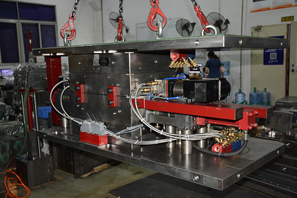 深圳注塑门徒注册厂